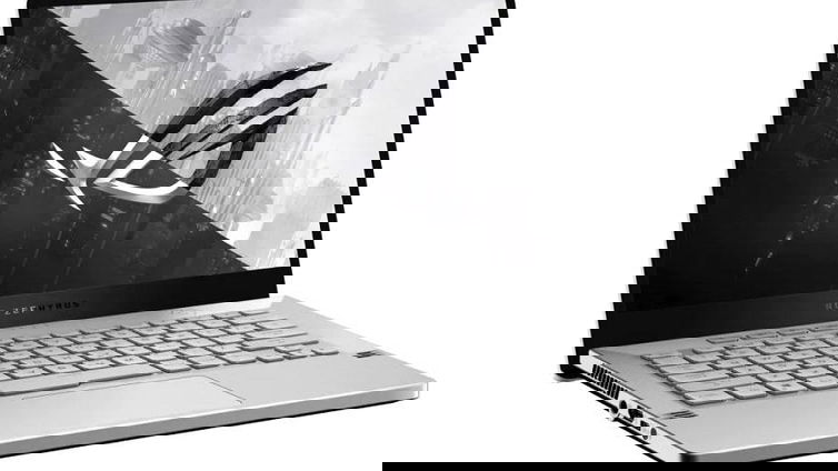 Immagine di Asus ROG Zephyrus G14 con Ryzen 9 4900HS scovato online a 1900 euro