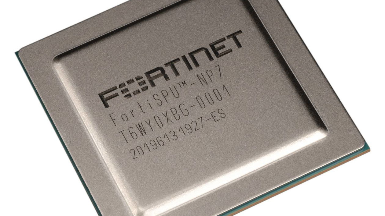 Immagine di Fortinet presenta FortiGate 1800F