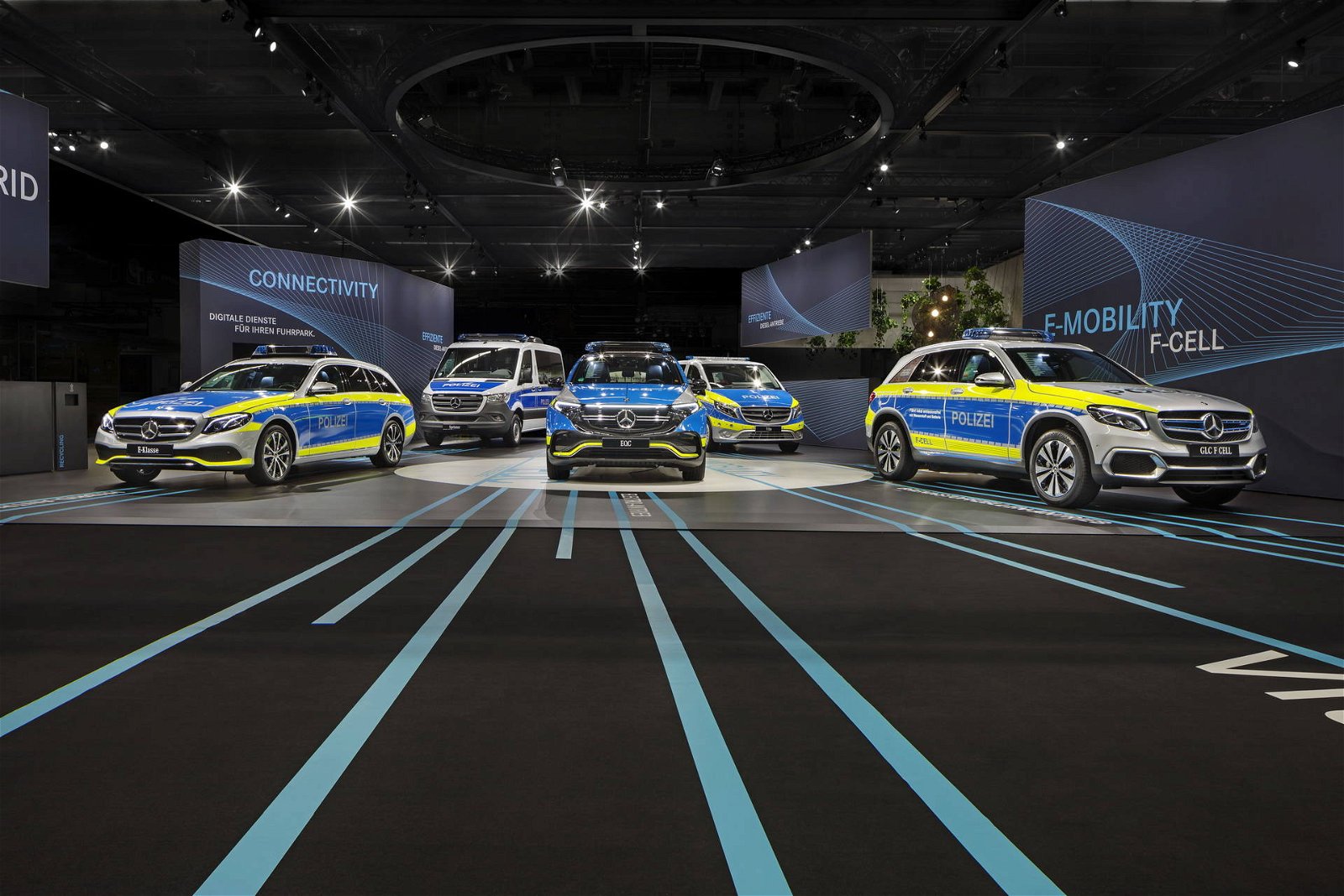 Immagine di Mercedes-Benz, mostrata la nuova gamma di veicoli destinati alle Forze dell'Ordine