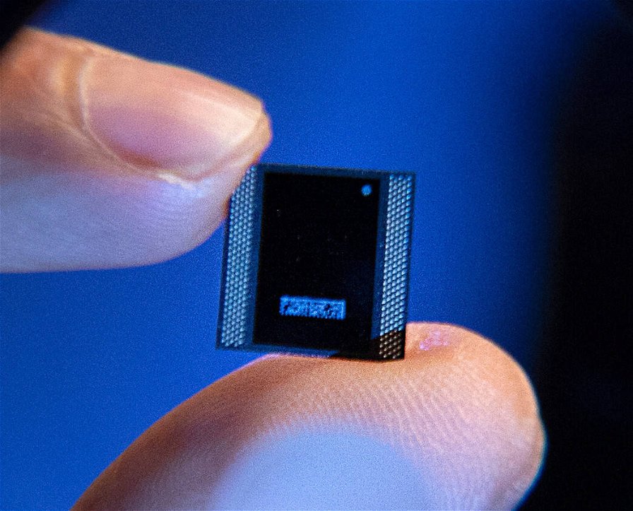 intel-foveros-chip-76579.jpg