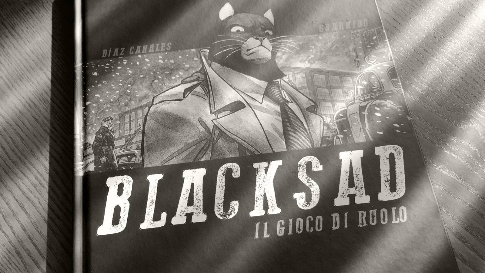 Immagine di Recensione Blacksad: Il gioco di ruolo, un gdr narrativo dalle tinte noir