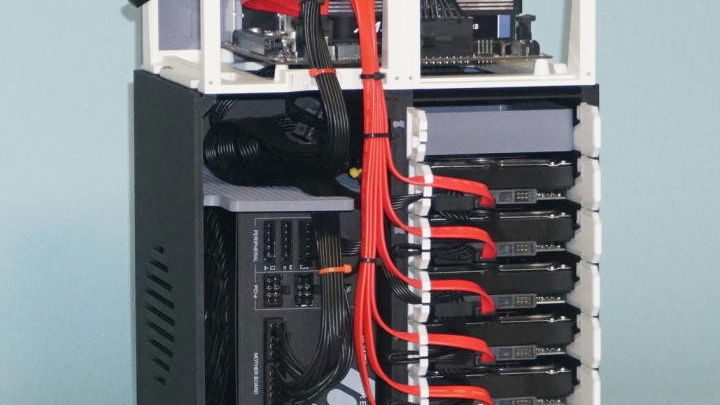 Immagine di 3Dwebe MK735 è un case per miniserver e NAS prodotto con una stampante 3D