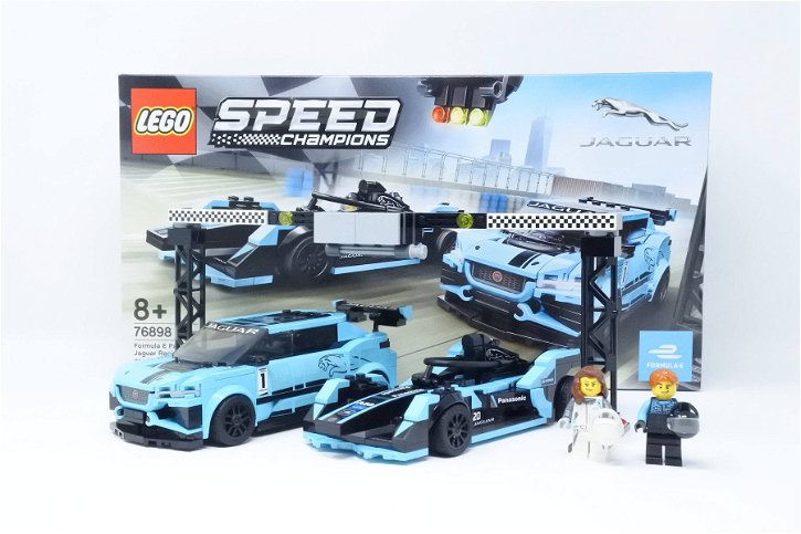 Immagine di LEGO #76898 Jaguar Formula E Panasonic Racing GEN2 e Jaguar I-PACE eTROPHY: la recensione