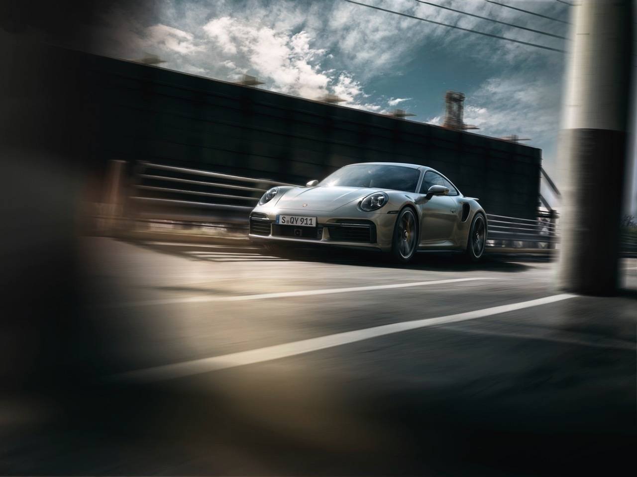 Immagine di Porsche 911 Turbo S: la sportiva da 650 cavalli arriverà a maggio 2020