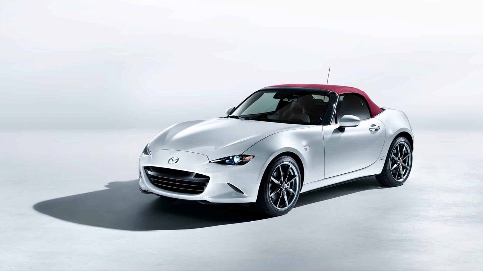 Immagine di Mazda presenta 100th Anniversary Special Edition