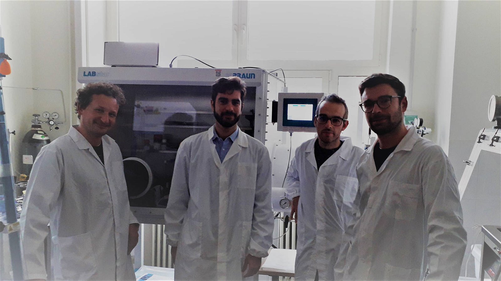 Immagine di Dal Politecnico di Torino una soluzione innovativa per "scrivere" col laser i circuiti direttamente nei tessuti