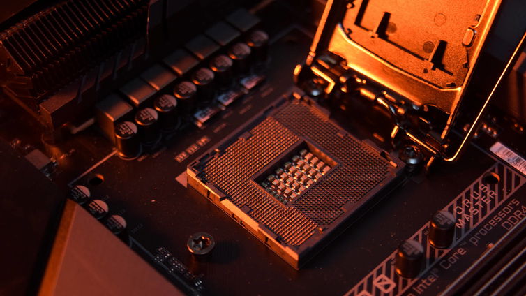 Immagine di Intel Alder Lake, spuntano nuovi dettagli sul socket LGA1700