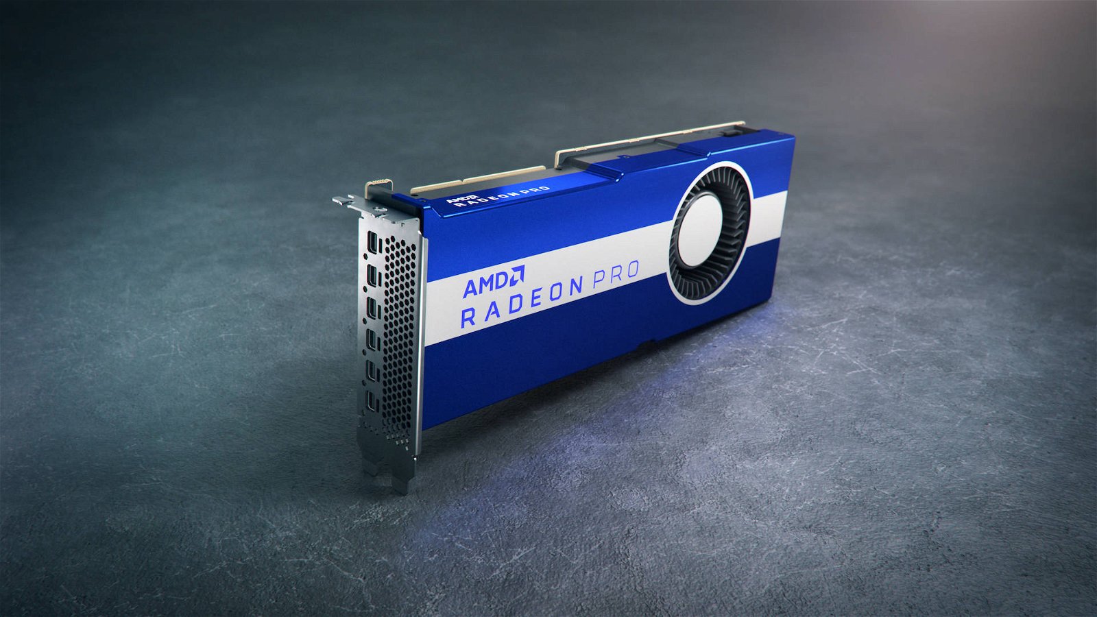 Immagine di AMD Radeon PRO VII ufficiale, parte la sfida alle Nvidia Quadro RTX