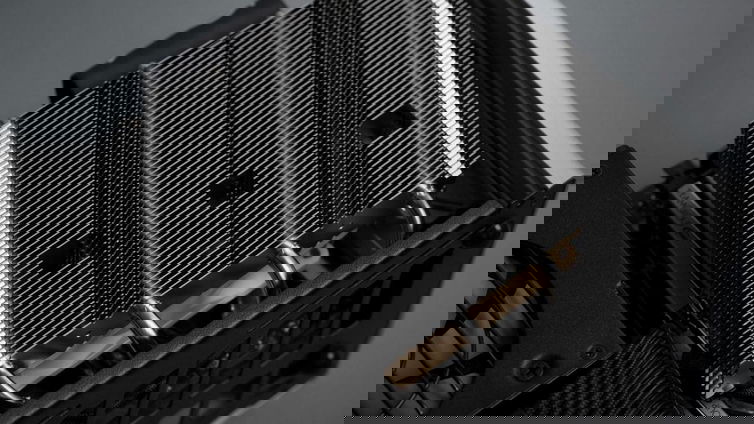 Immagine di Possessori del Louqe Ghost S1 non disperate, il Noctua NH-L12 è tornato