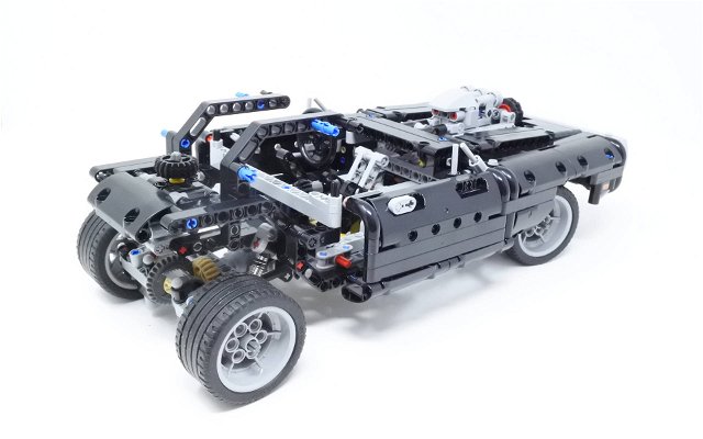 lego-technic-dom-s-dodge-charger-98801.jpg