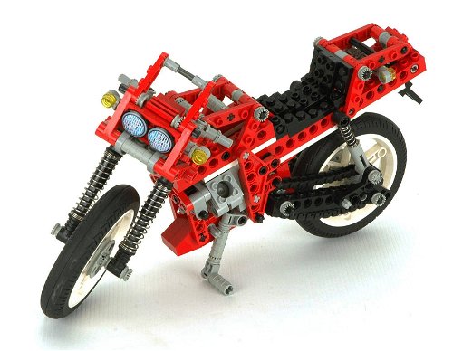 LEGO Technic: le 10 sorelle a due ruote della Ducati Panigale V4 R