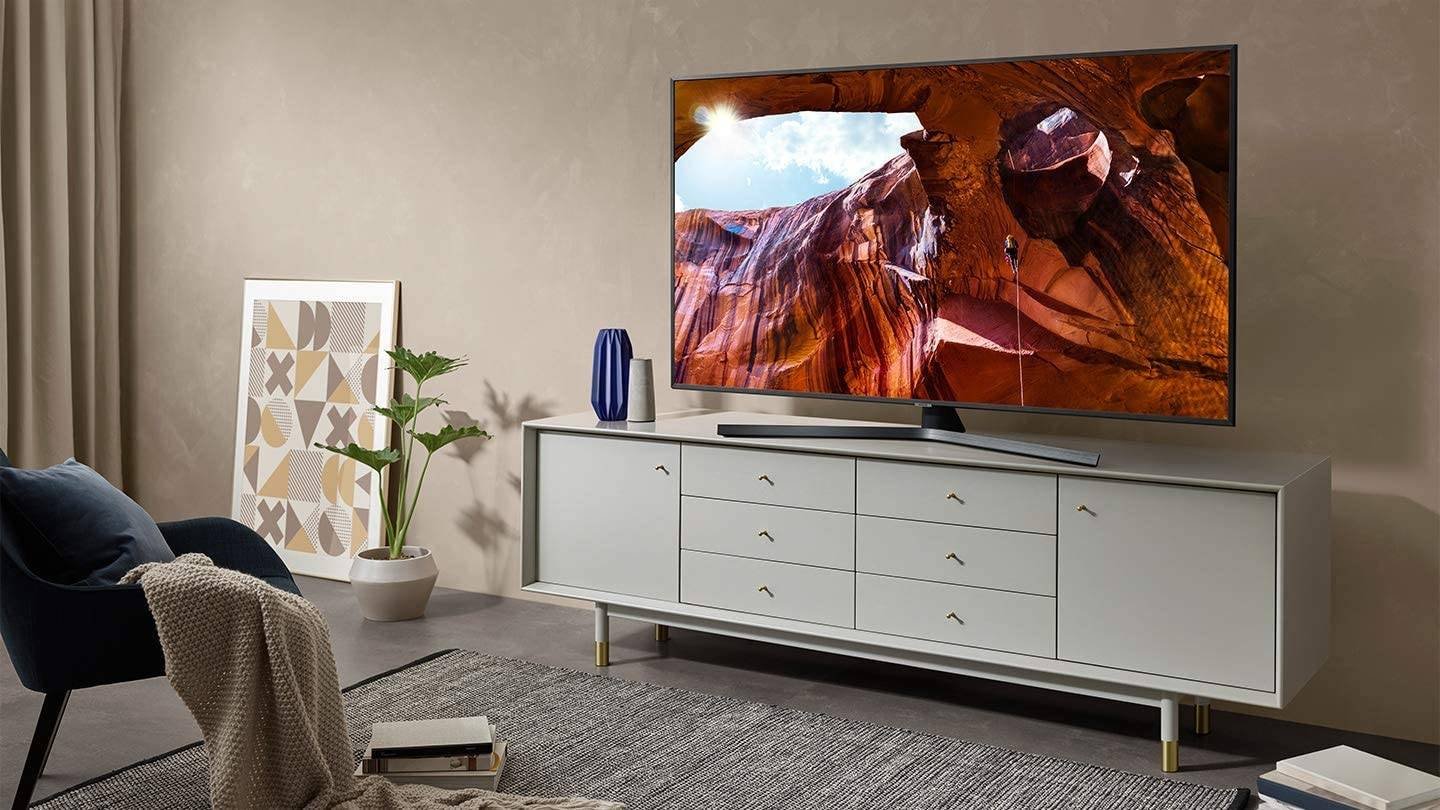 Immagine di Smart Tv Samsung con 1200€ di sconto da Unieuro!
