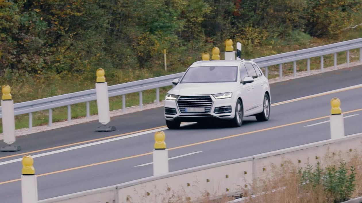 Immagine di Automotive e telecomunicazioni: completato il progetto ConVeX C-V2X