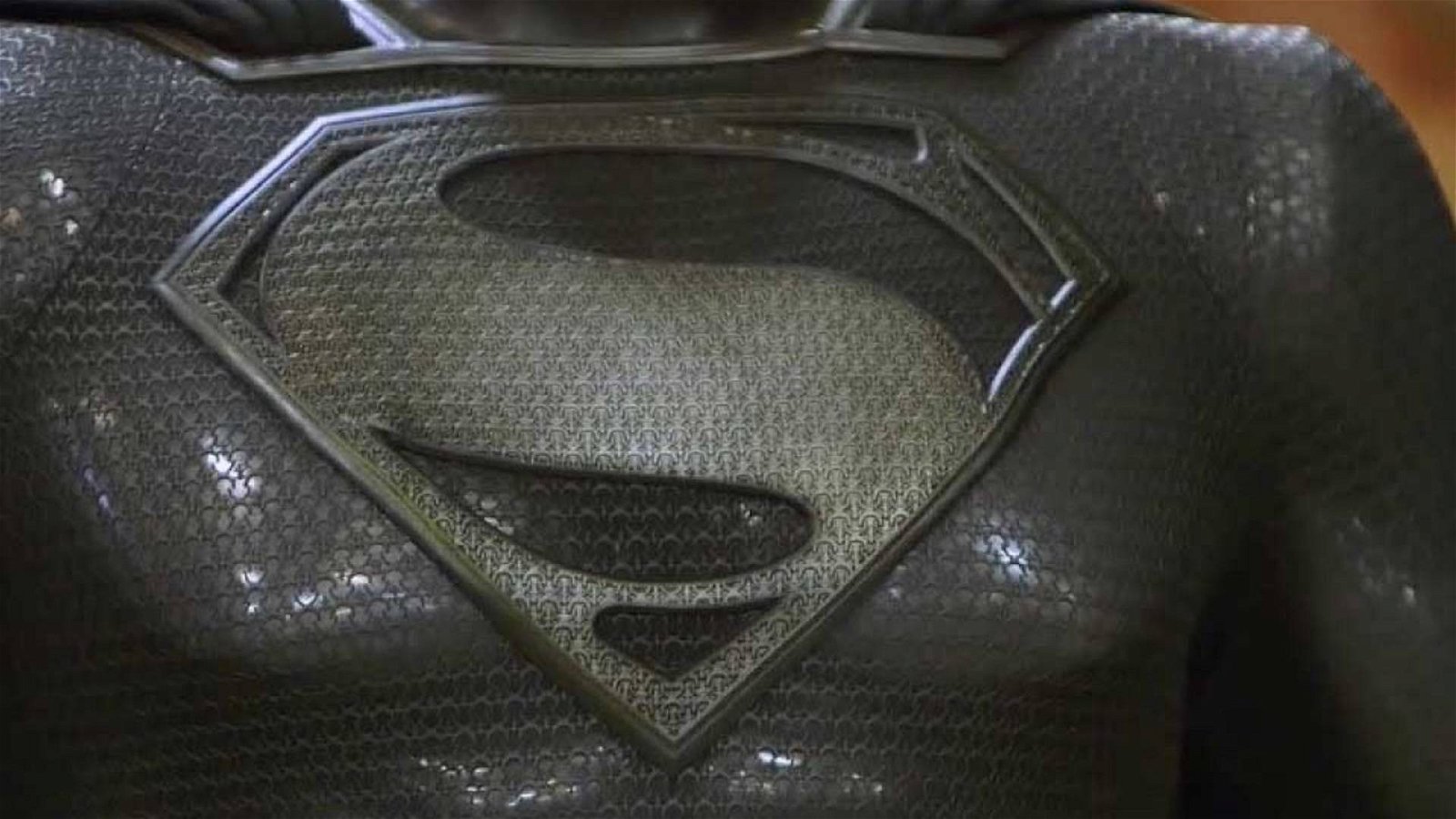 Immagine di Justice League Snyder Cut: una clip di Superman con il costume nero e nuovi dettagli