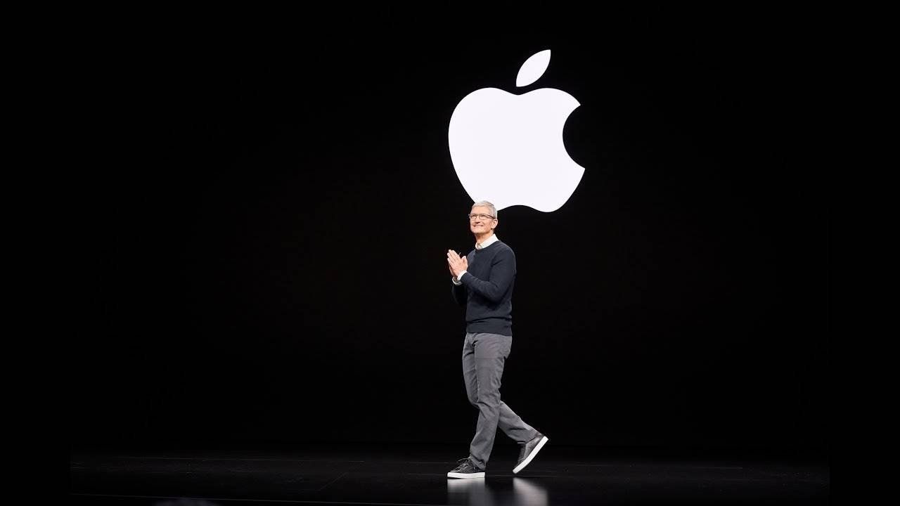 Immagine di iPhone 12, Apple conferma: non arriverà a settembre