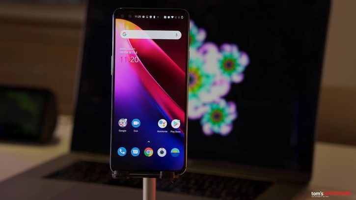 Immagine di OnePlus Nord, problemi di ripristino automatico dello smartphone