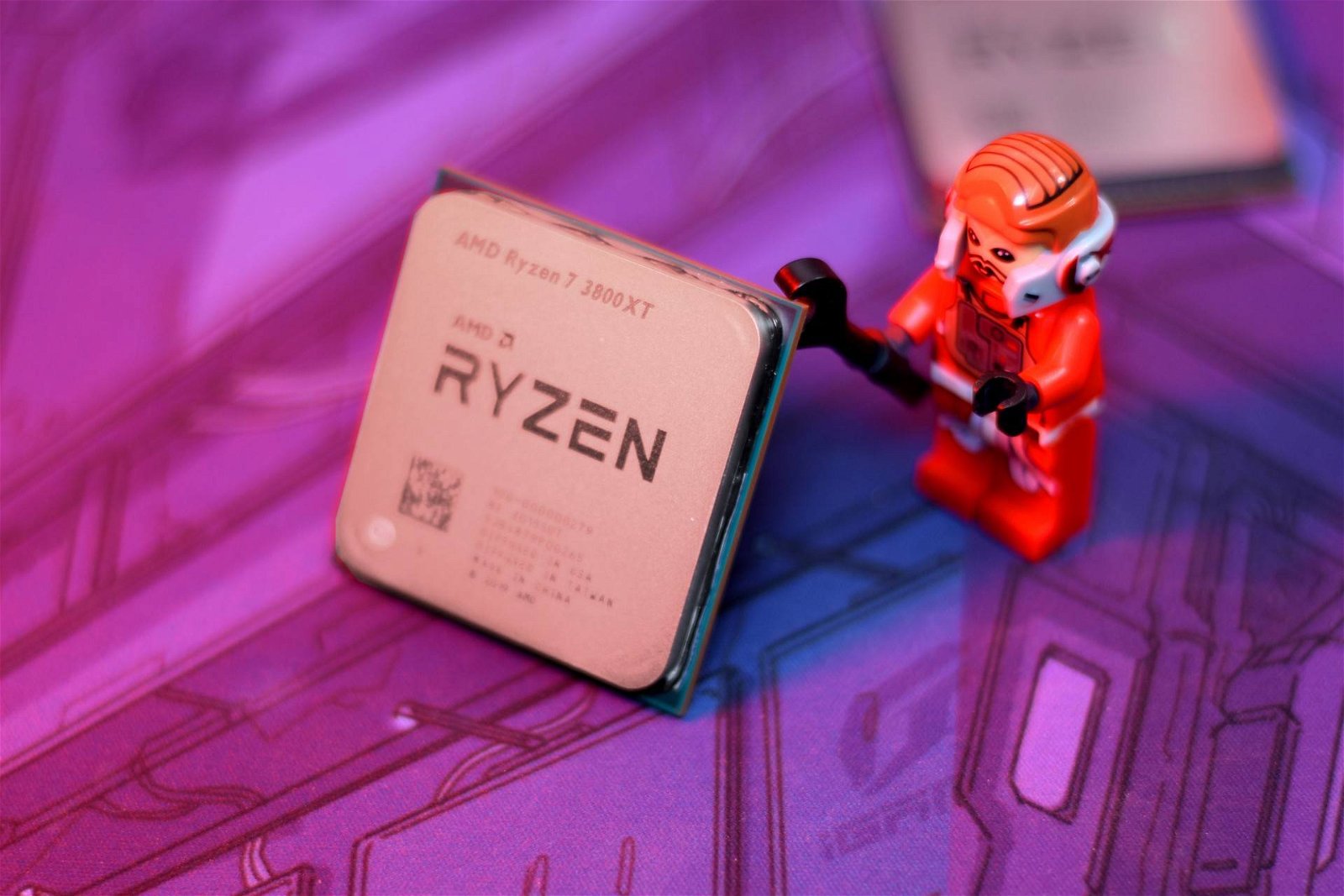 Immagine di AMD Zen 3: 10 core, Curve Optimizer e altre caratteristiche svelate dal codice AGESA