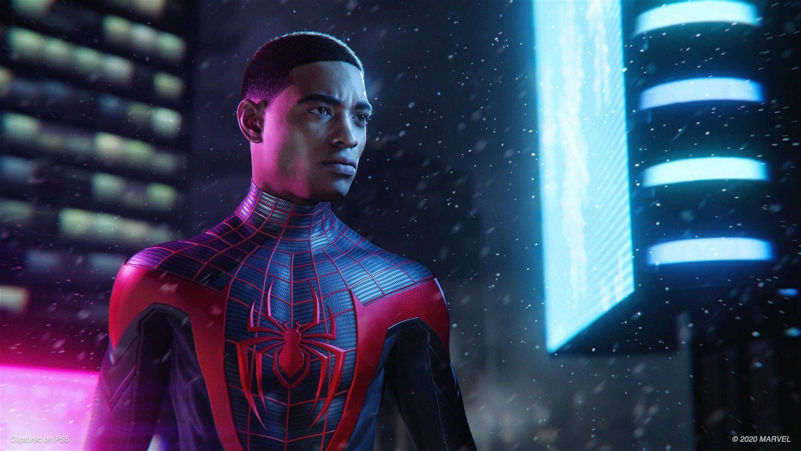 Immagine di Spider-Man Miles Morales, remaster del gioco PS4 inclusa: è vero?
