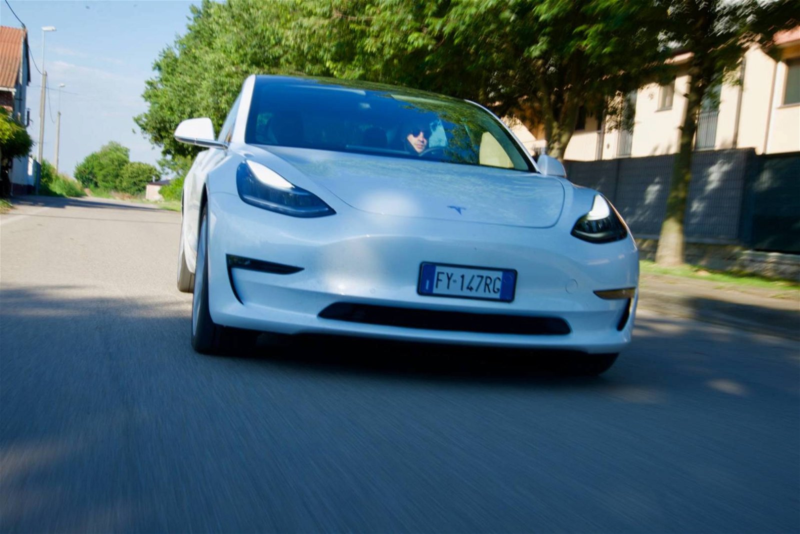 Immagine di Prova, Tesla Model 3: cambio di prospettiva