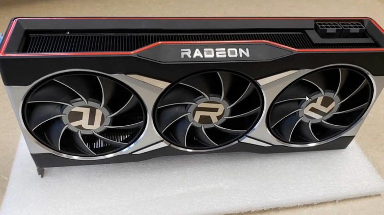 Immagine di AMD Radeon RX 6900 XT, 6800 XT e 6700 XT: tutte le specifiche svelate da Newegg