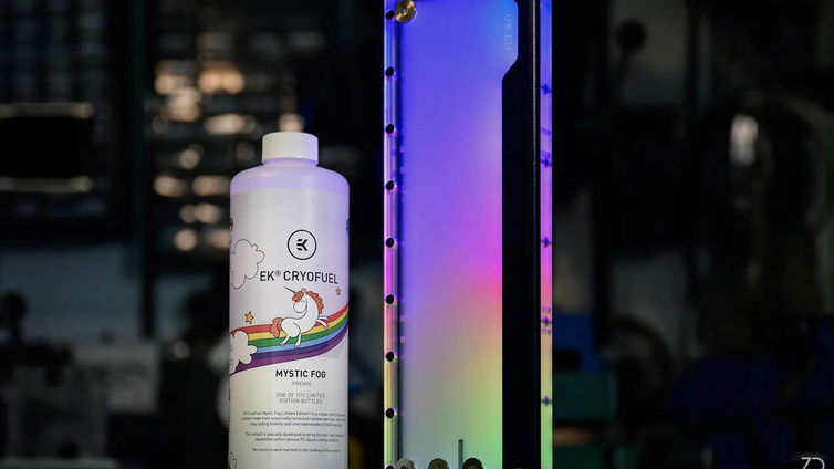 Immagine di EK-CryoFuel Mystic Fog è il refrigerante che tutti gli amanti dell'RGB aspettavano