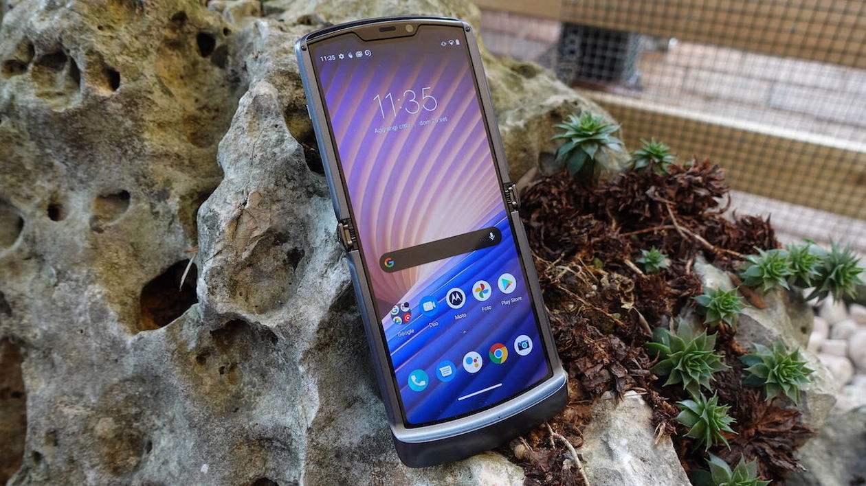 Immagine di Recensione Motorola Razr 5G (2020) | Il pieghevole è migliorato in tutto