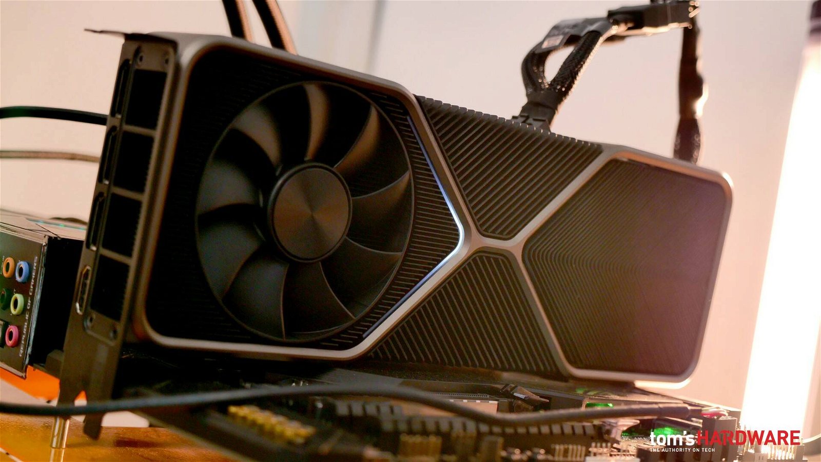 Immagine di NVIDIA, la GeForce RTX 3080 Ti avrà performance vicine alle RTX 3090?