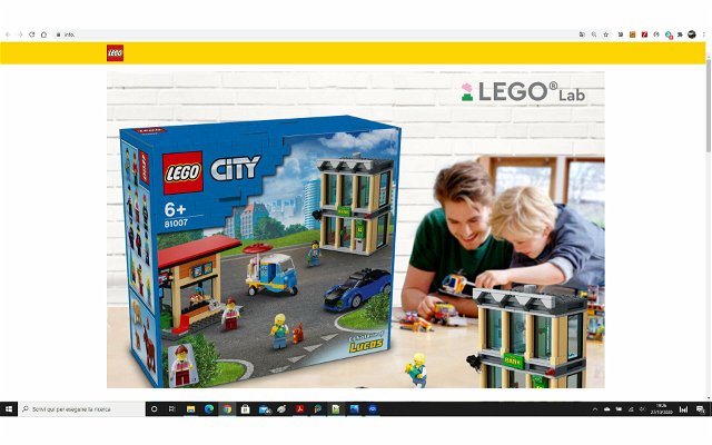lego-lab-custom-city-set-122247.jpg