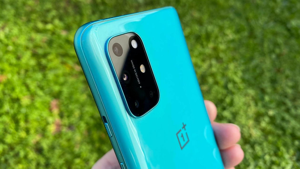 Immagine di OnePlus 8T, un gioco di equilibrio per un ottimo smartphone | Recensione