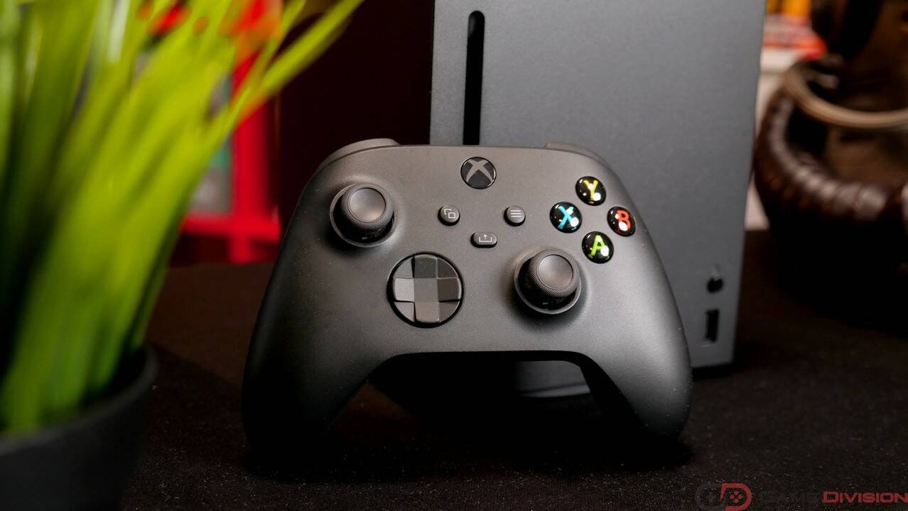 Immagine di Xbox Series X: le sue performance su Dirt 5 risultano inferiori a PS5