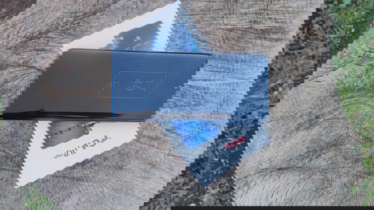 Immagine di TCL 10 Plus recensione: uno smartphone tra alti e bassi
