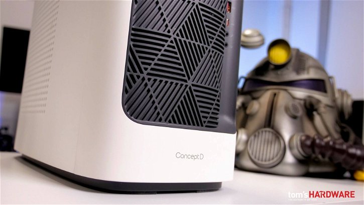 Immagine di Acer ConceptD 300, un desktop per l'ufficio da mettere in mostra