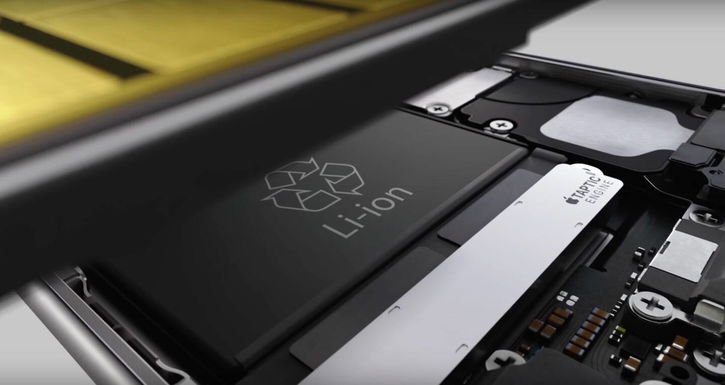 Immagine di Apple ha ceduto, pagherà 113 milioni di dollari per il batterygate