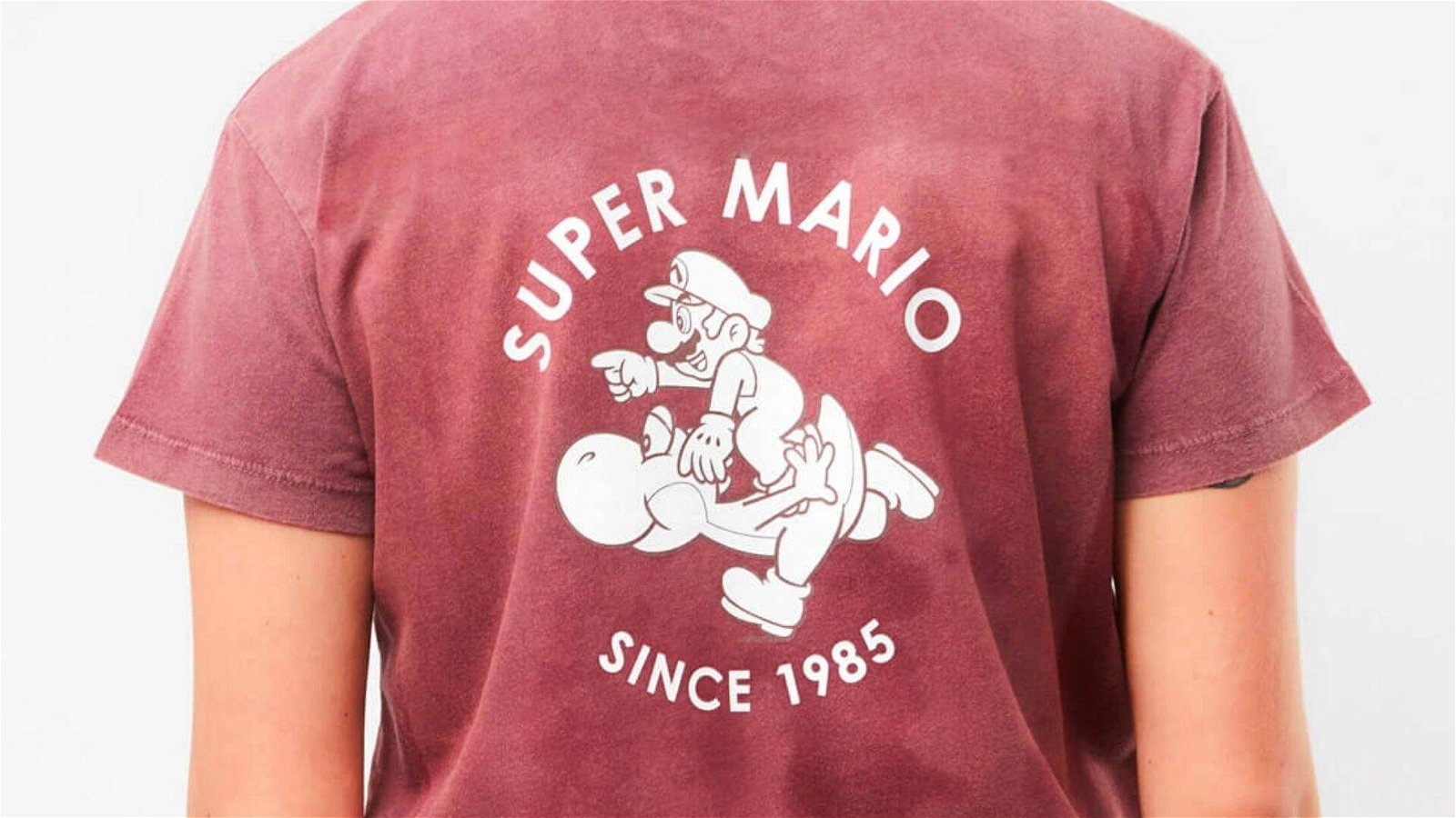 Immagine di Arriva la collezione esclusiva Mario 1985 su Zavvi!