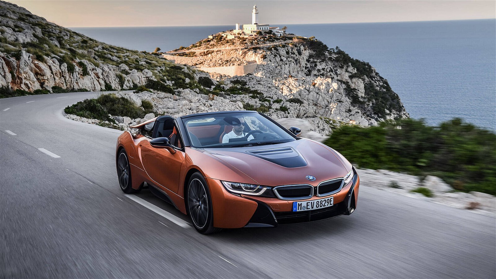Immagine di BMW, negli USA arriva l'abbonamento anti-autovelox e radar