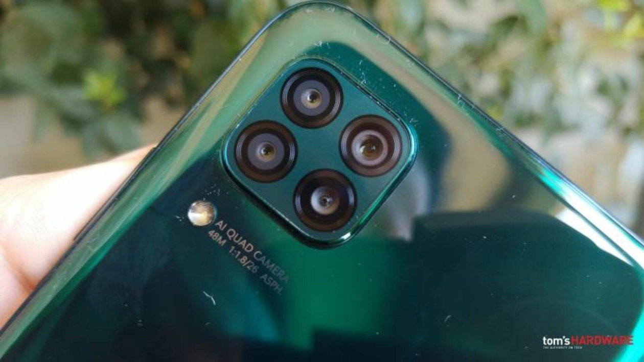Immagine di Huawei P40 Lite e tanto altro a prezzi incredibili nelle offerte del giorno eBay