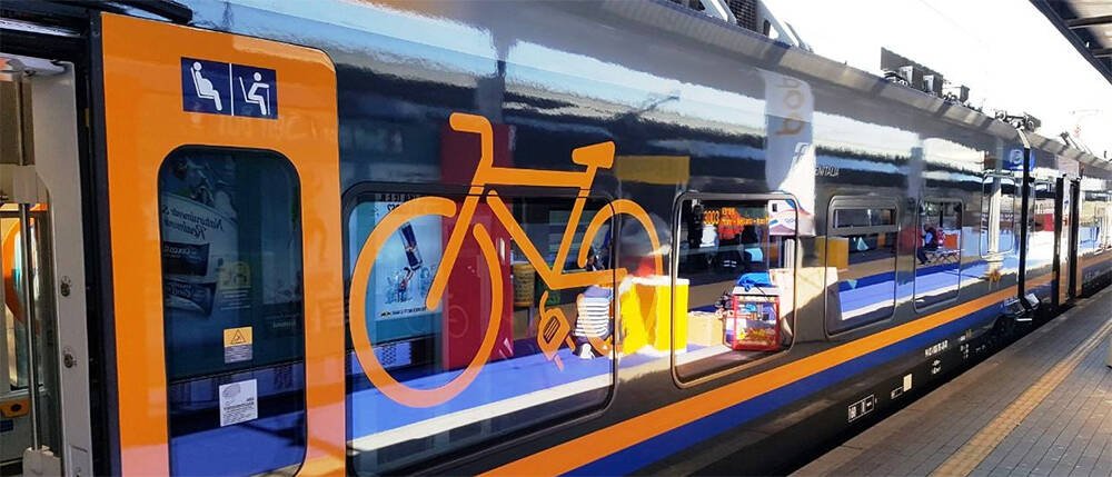 Immagine di Intermodalità in Italia, al via i posti per le bici a bordo dei treni