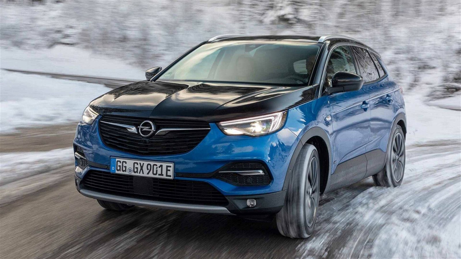 Immagine di Opel Grandland X 2021: nuovi allestimenti per il SUV del marchio tedesco