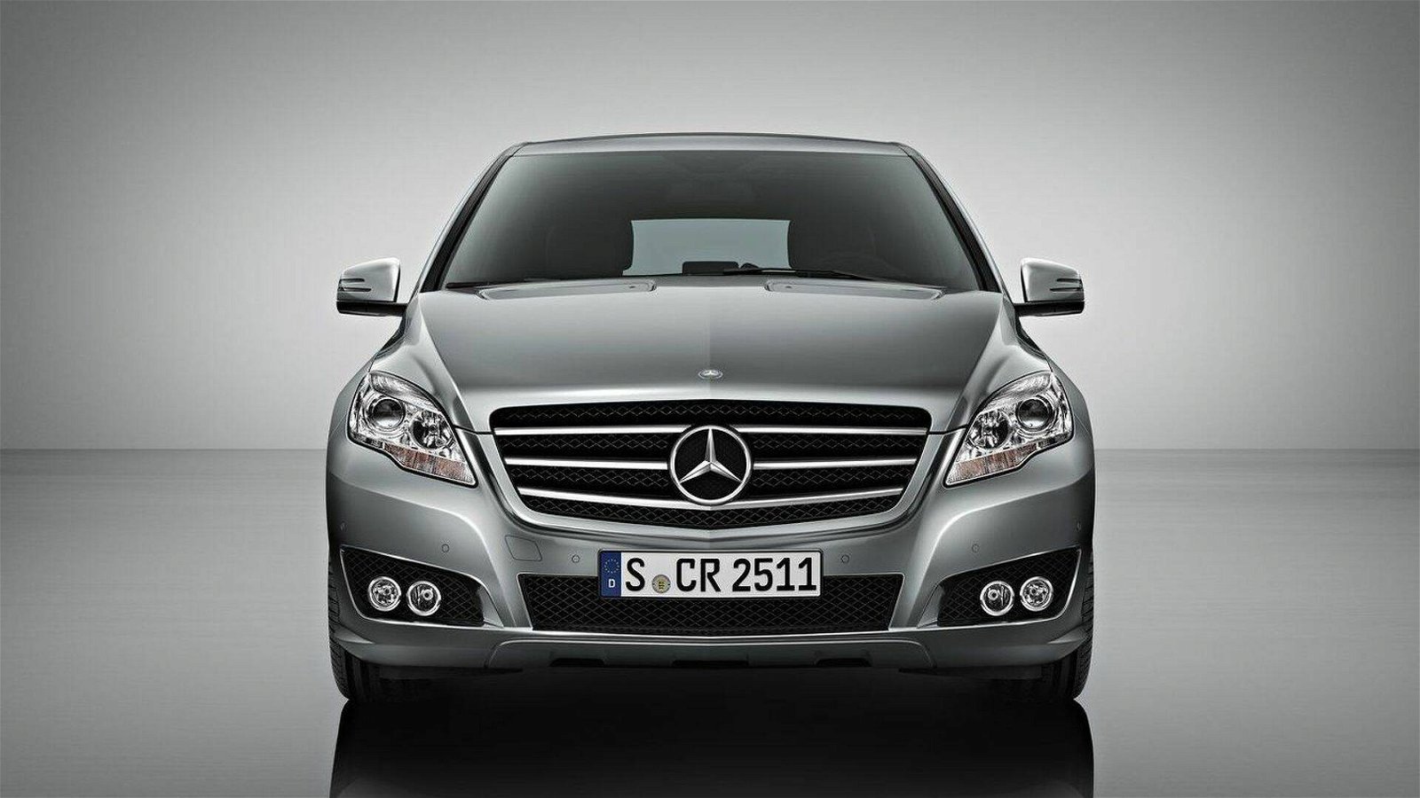 Immagine di Mercedes-AMG GLR: SUV elettrico da 1.020 CV in arrivo nel 2025?