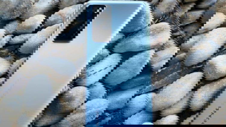 Immagine di Huawei rivoluziona AppGallery, la sfida al Google Play Store si fa avvincente