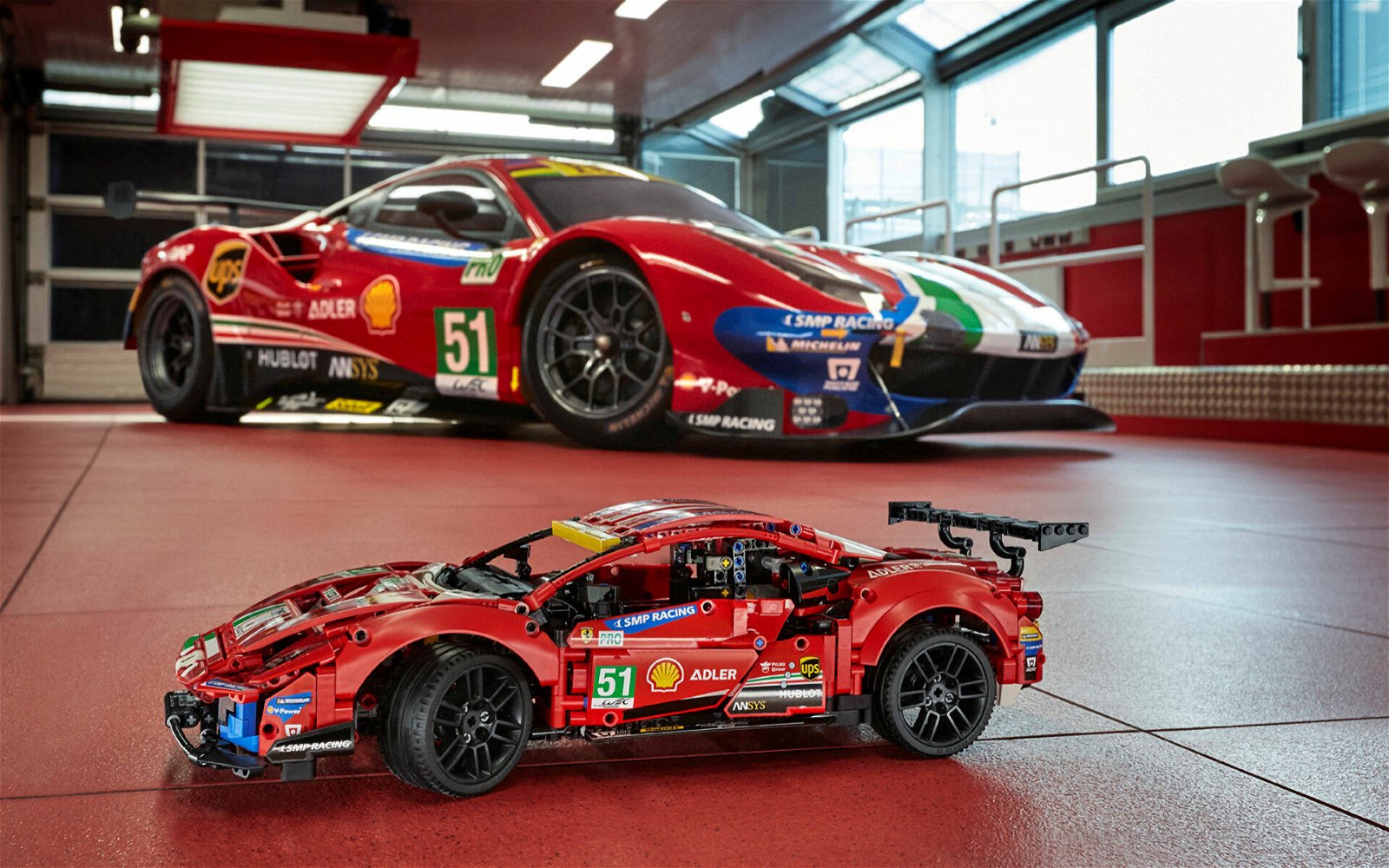 Immagine di LEGO MANIA. Costruiamo insieme il set #42125 Ferrari 488 GTE “AF Corse #51”