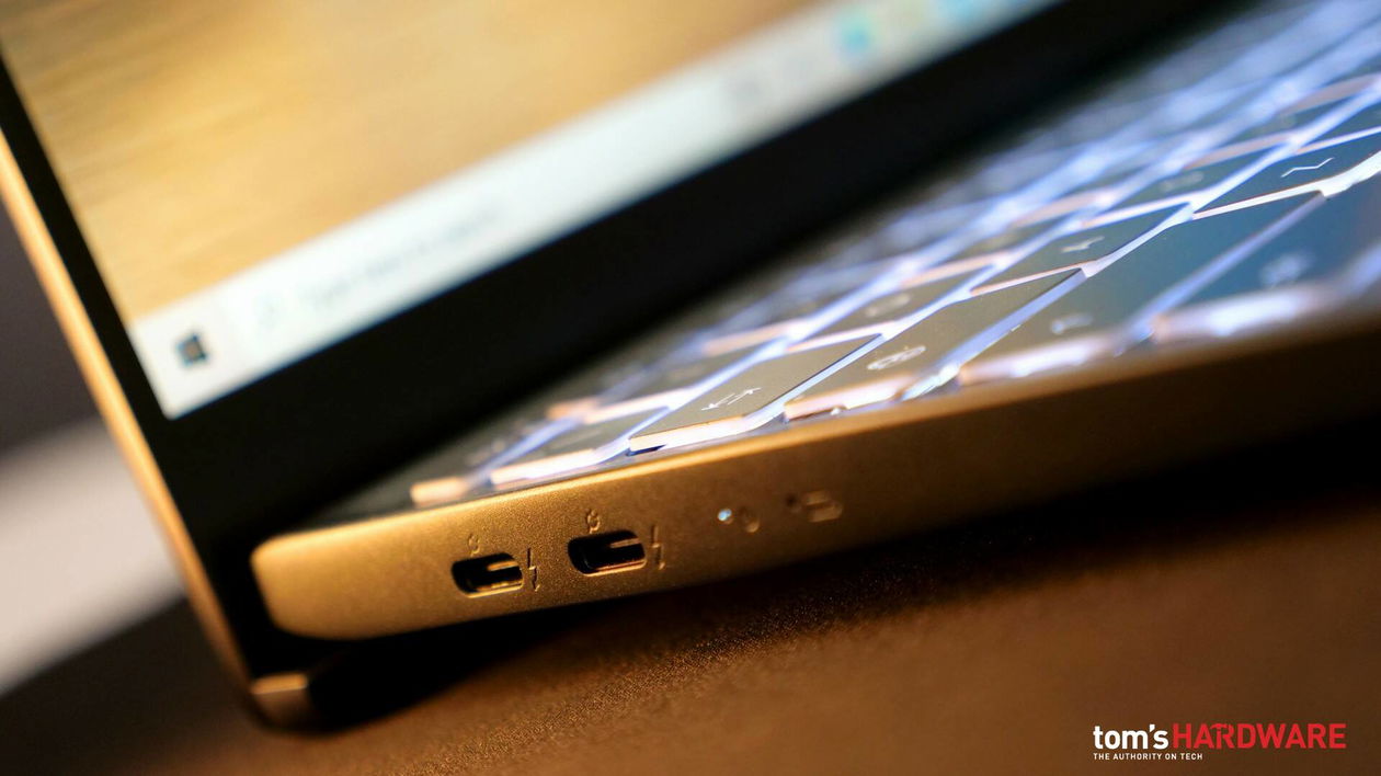 Immagine di MSI Prestige 14 a meno di 1000€ con le offerte di MediaWorld!