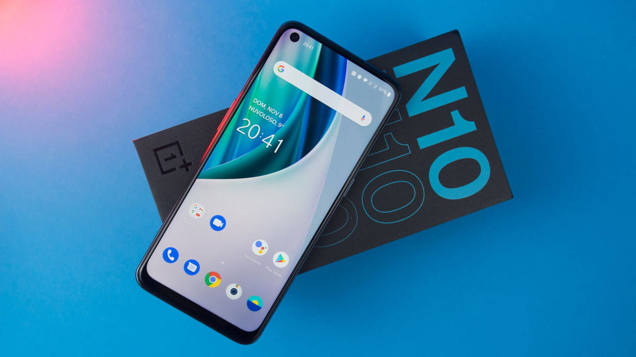 Immagine di OnePlus Nord N10 5G recensione, è questo il futuro della fascia media?