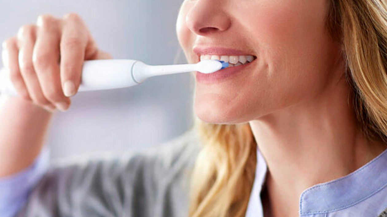 Immagine di Spazzolino professionale Oral-B in forte sconto su Mediaworld!