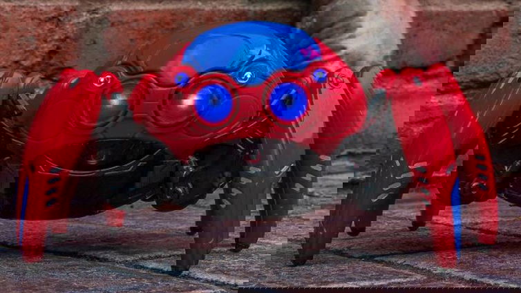 Immagine di Spider-Bot disponibile prima dell'apertura dell'Avengers Campus