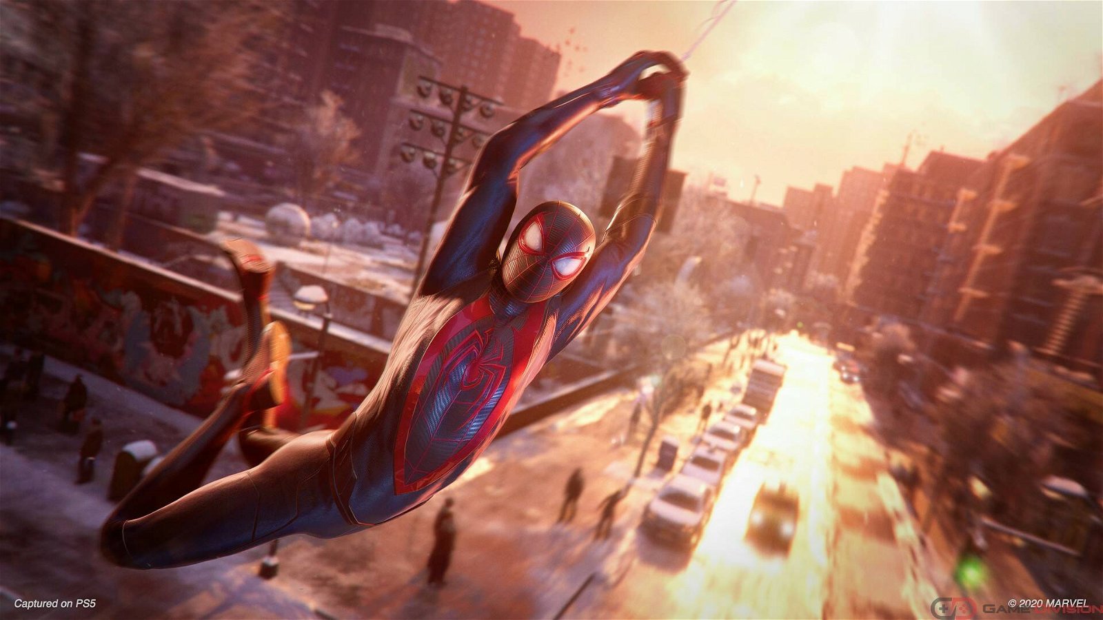 Immagine di Spider-Man Miles Morales è giocabile con Ray Tracing a 60FPS su PS5