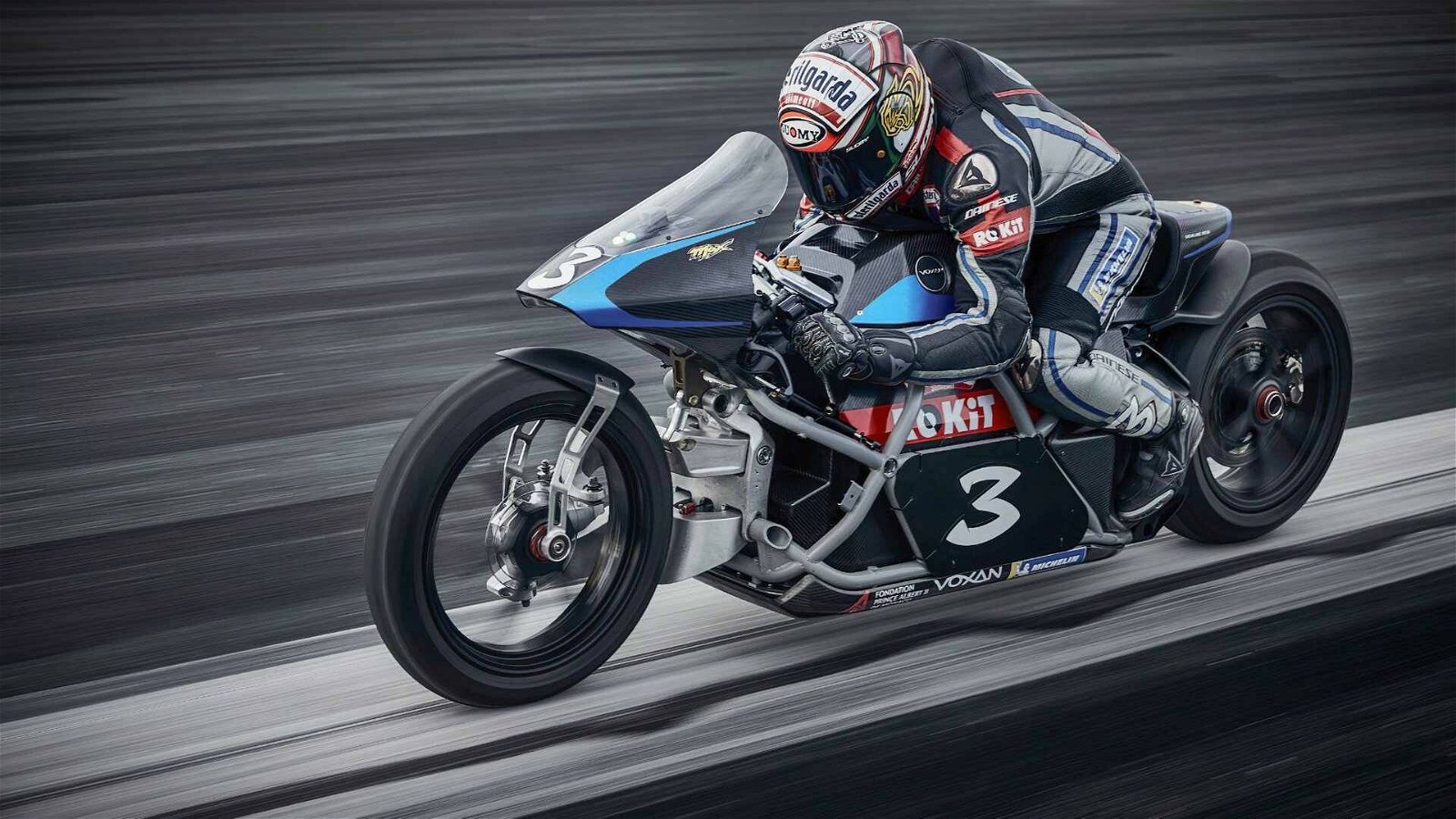 Immagine di Max Biaggi tocca i 408 Km/h in sella a una moto elettrica: è record
