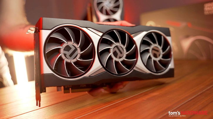 Immagine di AMD Radeon RX 6900 XTX in sviluppo per superare la GeForce RTX 3090?