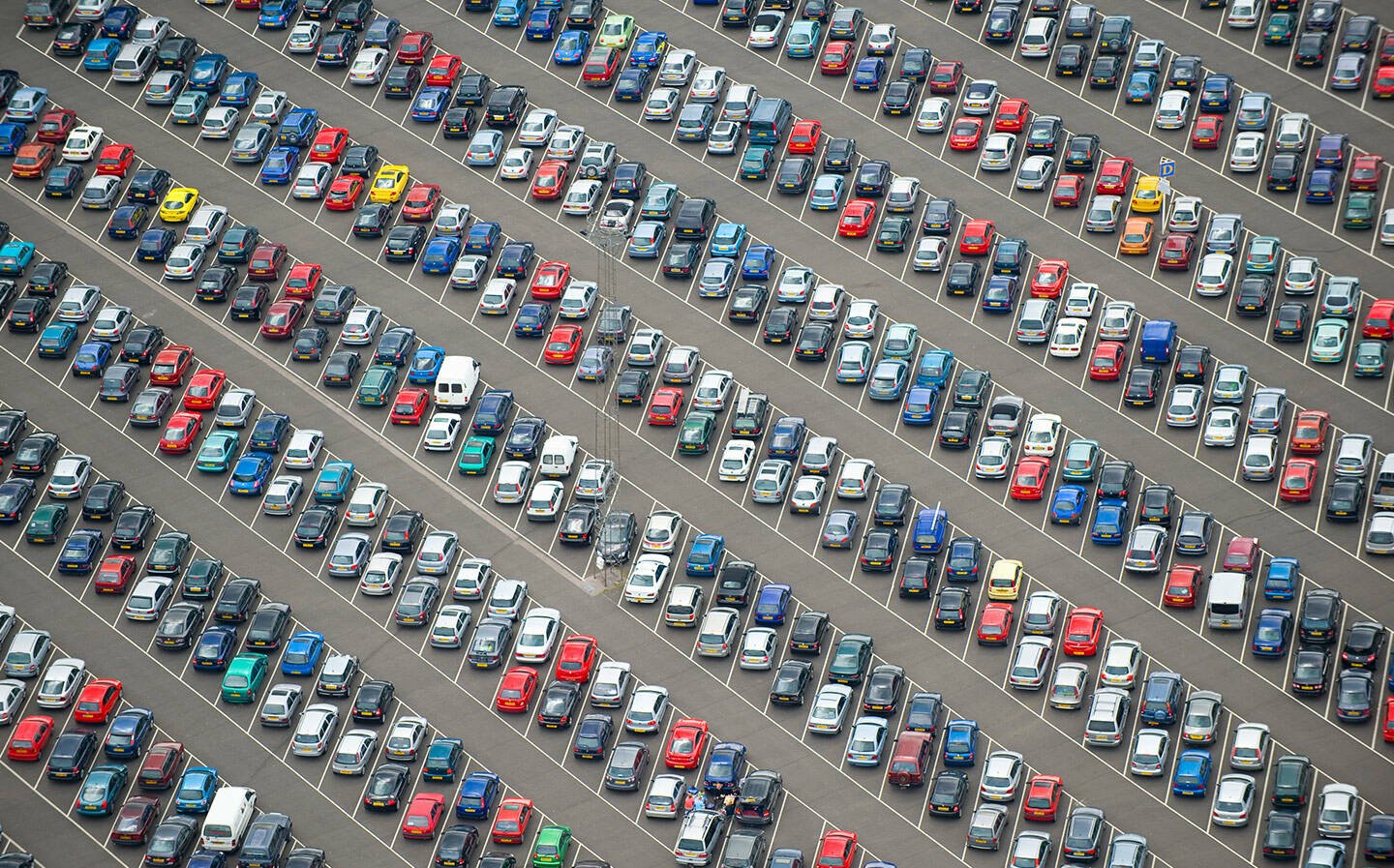 Immagine di Axalta, la classifica dei colori più scelti nel 2020 per le auto
