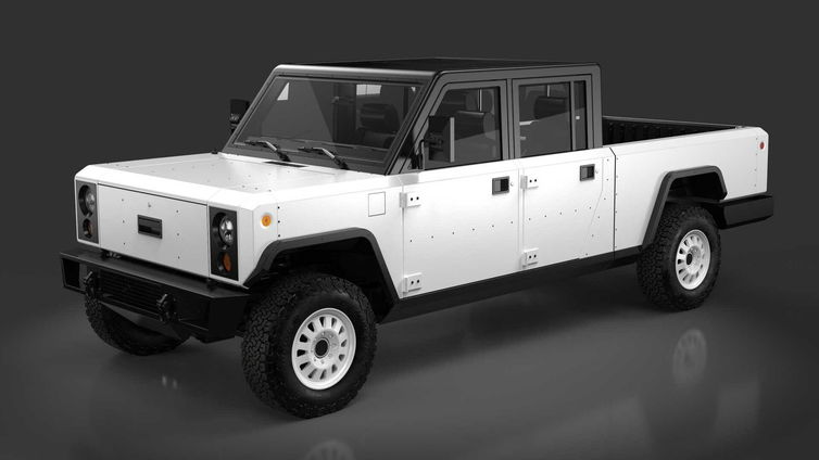 Immagine di Bollinger B2, il truck elettrico che sembra un LEGO sfida Rivian